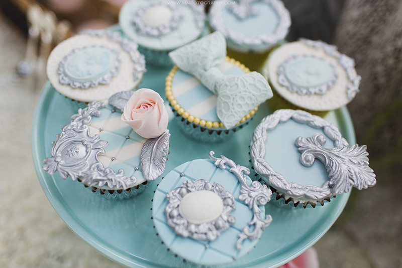 Silver French Inspired Cupcakes. – Cakes by Angela Morrison