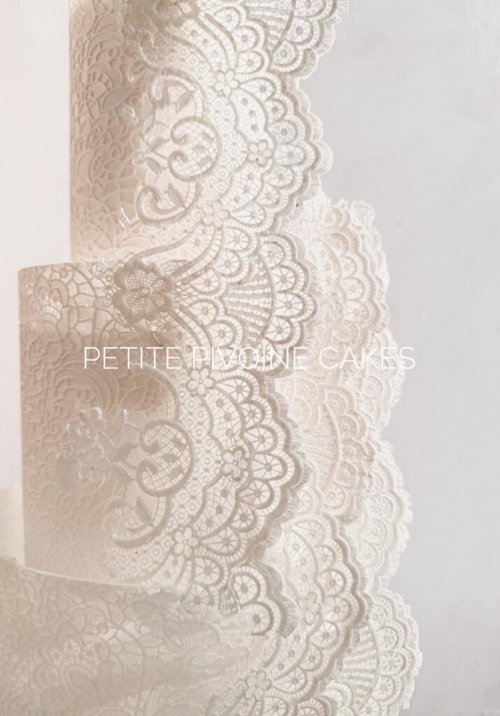 Lace Mat for cakes