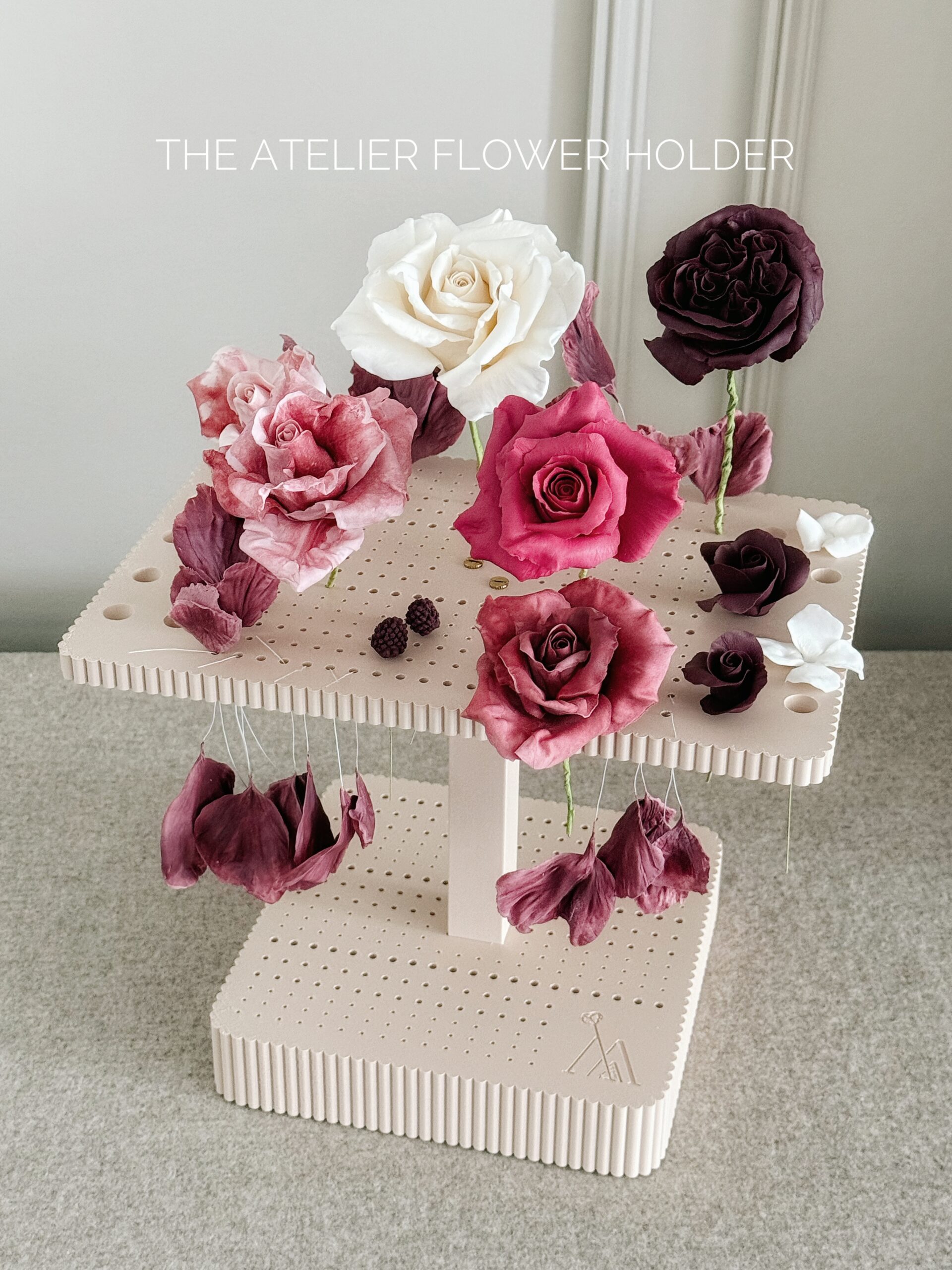 Sugar flowers holder dryer